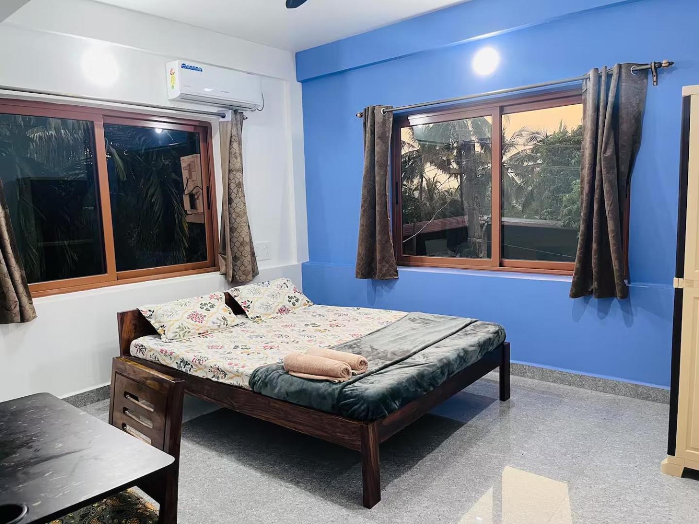 Happy Moon Homestay Aldona Exterior photo